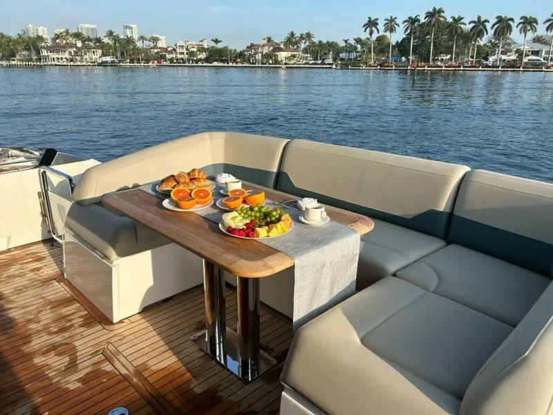 Slide: The Image of Fairline Squadron 68 2024 - 4424797