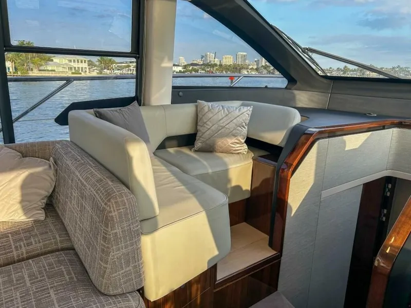 Slide: The Image of Fairline Squadron 68 2024 - 4424706