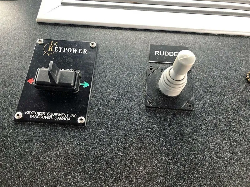 Slide: The Image of Ocean Voyager 95 Expedition 2013 - 4031854