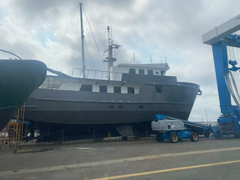 Slide: The Image of Ocean Voyager 95 Expedition 2013 - 4031887