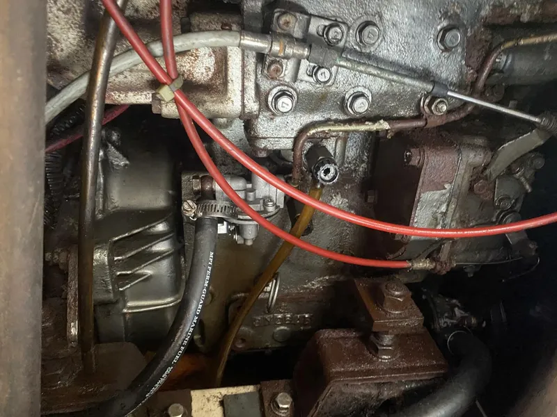 Slide: The Image of Hunter 30-2 1989 - 4038929