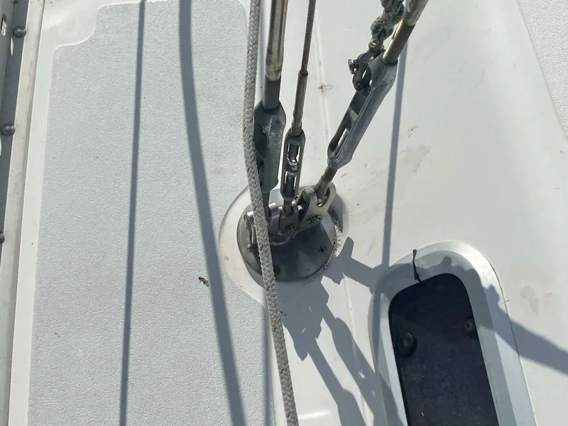 Slide: The Image of Hunter 30-2 1989 - 4038956