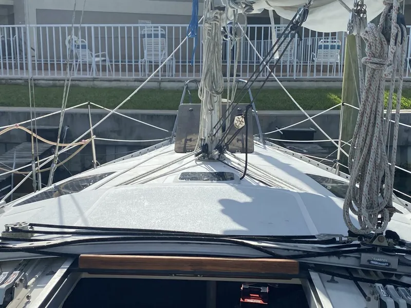 Slide: The Image of Hunter 30-2 1989 - 4038953