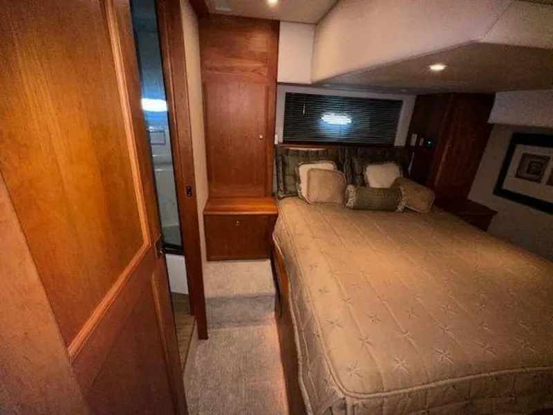 Slide: The Image of Silverton 453 Motor Yacht 2001 - 4078044