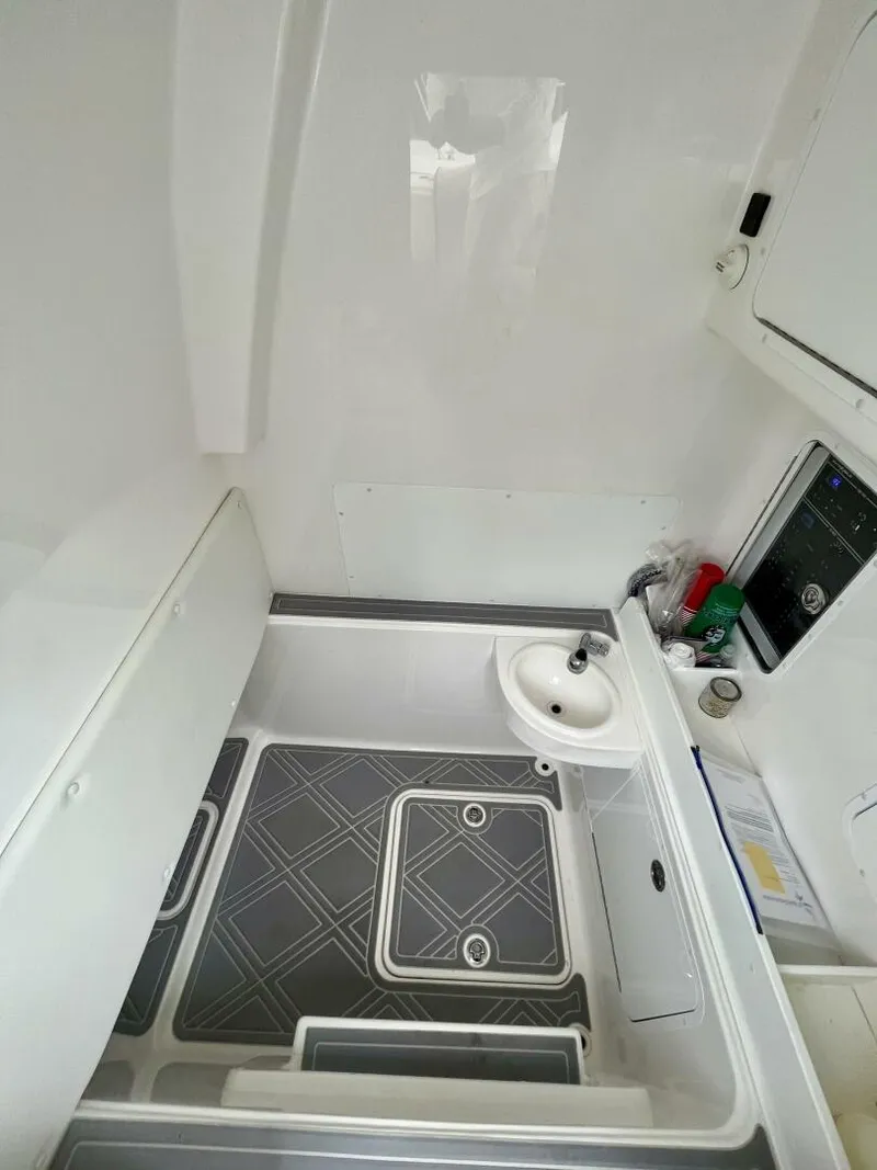 Slide: The Image of Invincible Open Fisherman 2023 - 4045088