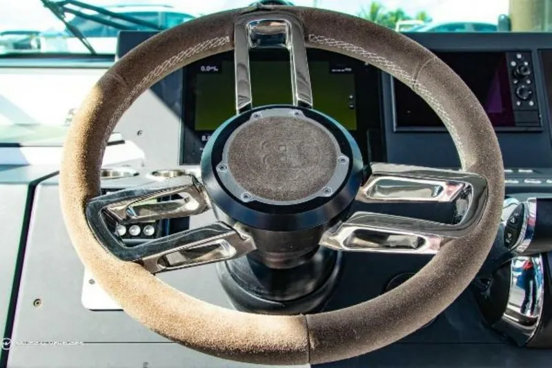 Slide: The Image of Axopar 37 Sun Top 2019 - 4039718