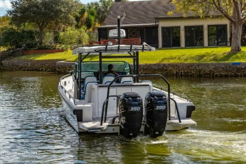 Slide: The Image of Axopar 37 Sun Top 2019 - 4039714