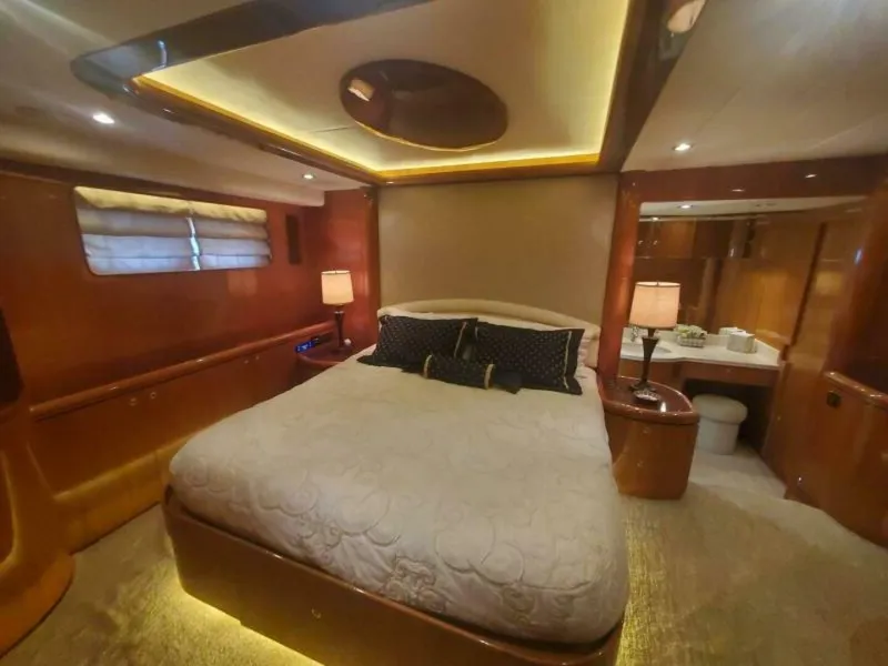 Slide: The Image of Horizon Cockpit Skylounge 2001 - 4042678