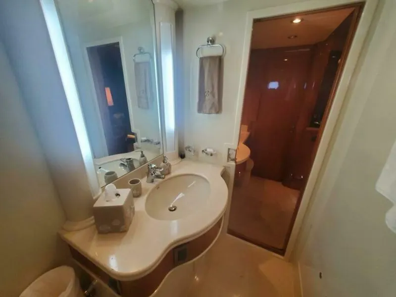 Slide: The Image of Horizon Cockpit Skylounge 2001 - 4042690