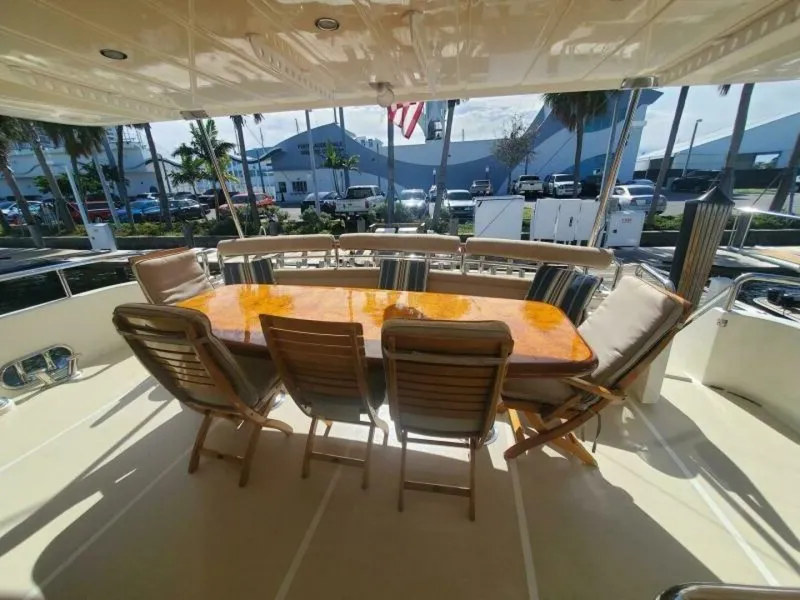 Slide: The Image of Horizon Cockpit Skylounge 2001 - 4042955