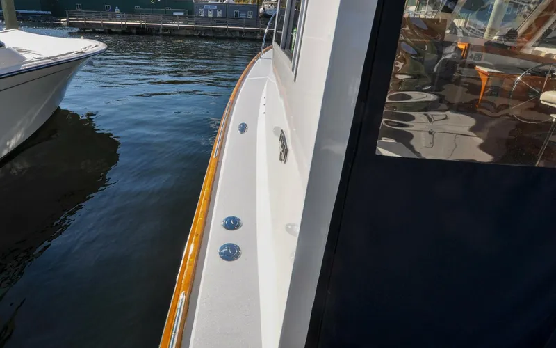 Slide: The Image of Wilbur 34   Kingfisher   Offered For Sale080 - 4042818