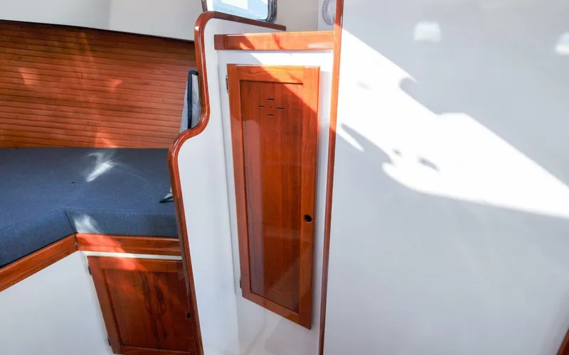 Slide: The Image of Wilbur 34   Kingfisher   Offered For Sale41 - 4042754