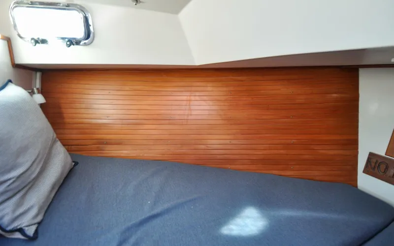 Slide: The Image of Wilbur 34   Kingfisher   Offered For Sale46 - 4042759