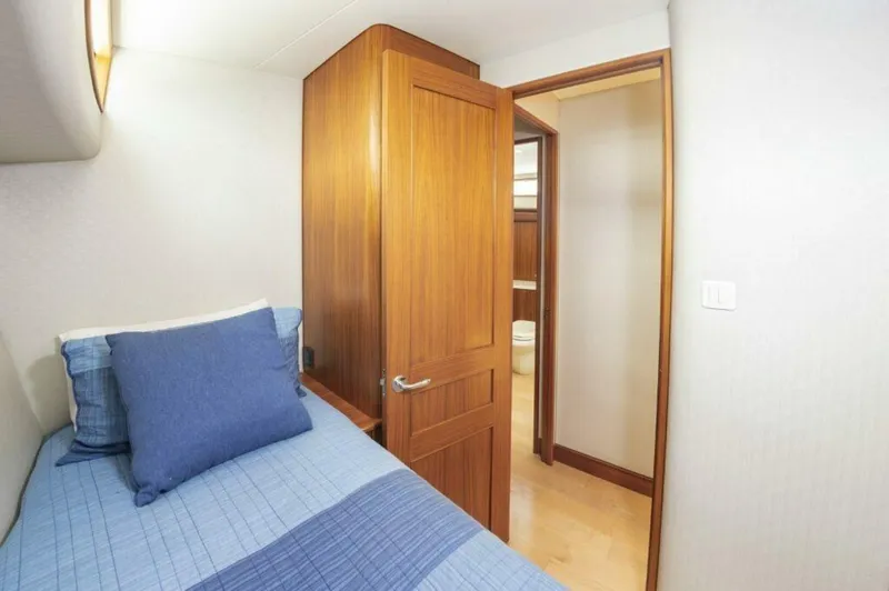 Slide: The Image of F4dcc2db 7209 4840 81b7 3537e61e5322 - 5534428