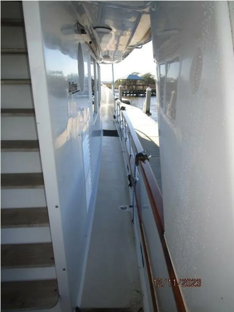 Slide: The Image of 72' DeFever starboard side deck1 - 4045586