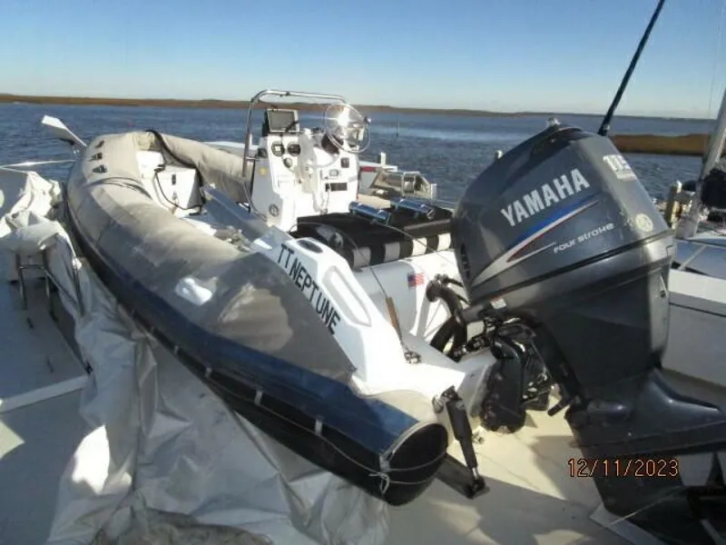 Slide: The Image of 72' DeFever tender2 - 4045594