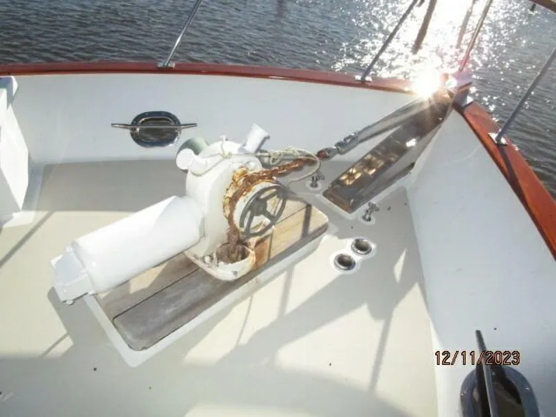 Slide: The Image of 72' DeFever anchor windlass - 4045493