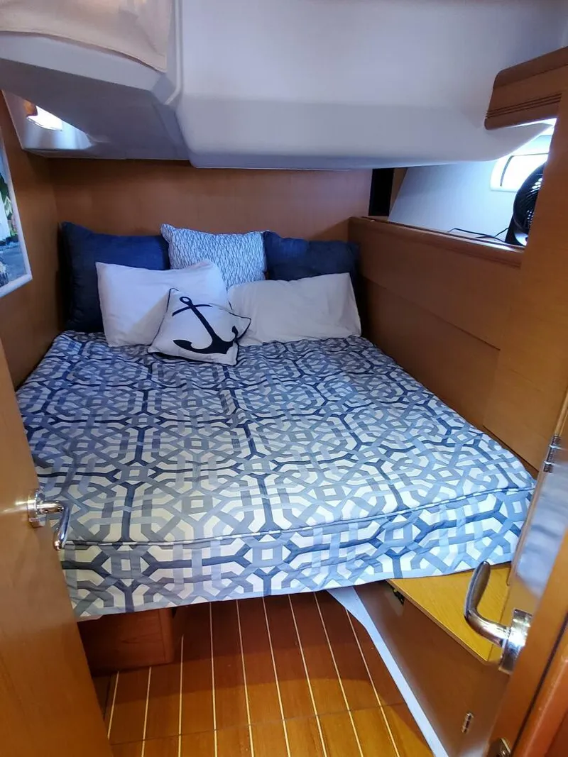 Slide: The Image of Jeanneau 53 2012 - 4045706