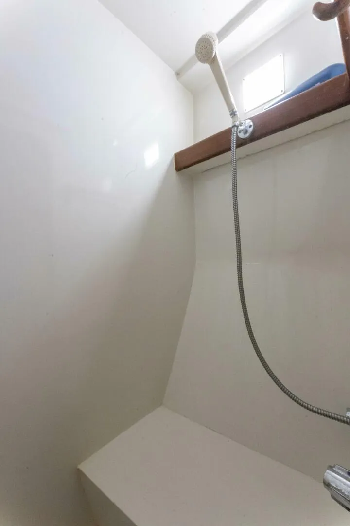 Slide: The Image of 1984 Scarborough 41 Convertible Natural - 4046937