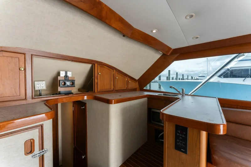 Slide: The Image of 1984 Scarborough 41 Convertible Natural - 4046924