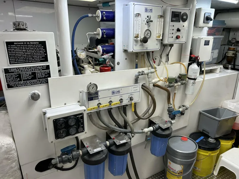 Slide: The Image of Palmer Johnson Cruising Sloop 1983 - 4125705