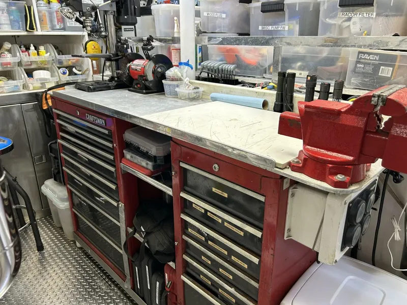 Slide: The Image of Palmer Johnson Cruising Sloop 1983 - 4125720