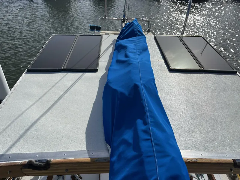 Slide: The Image of 1986 Slocum 37 Hardtop with Solar panels - 4052531