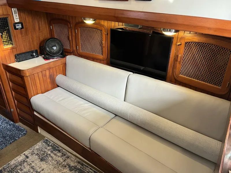 Slide: The Image of 1986 Slocum 37 Settee - 4052549