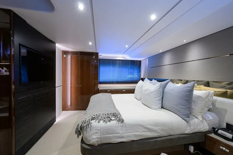 Slide: The Image of Princess V60 Haute Vie - Master Stateroom 2020 Princess V60 Haute Vie - 4050953