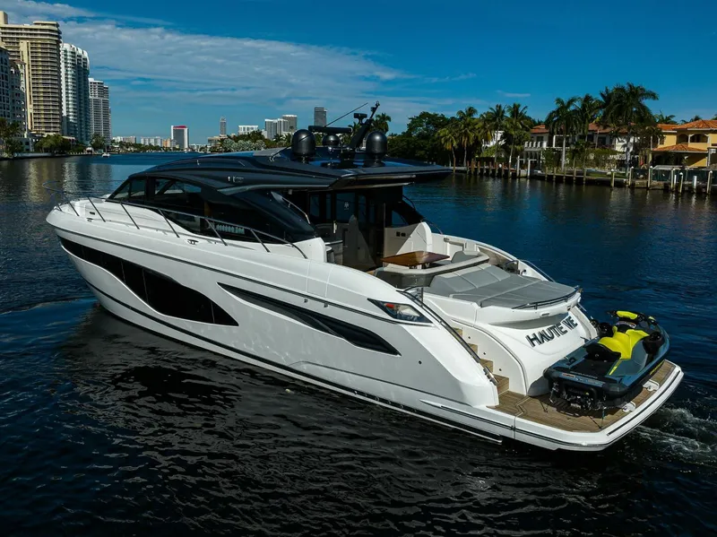 Slide: The Image of Princess V60 Haute Vie - Profile 2020 Princess V60 Haute Vie - 4051069