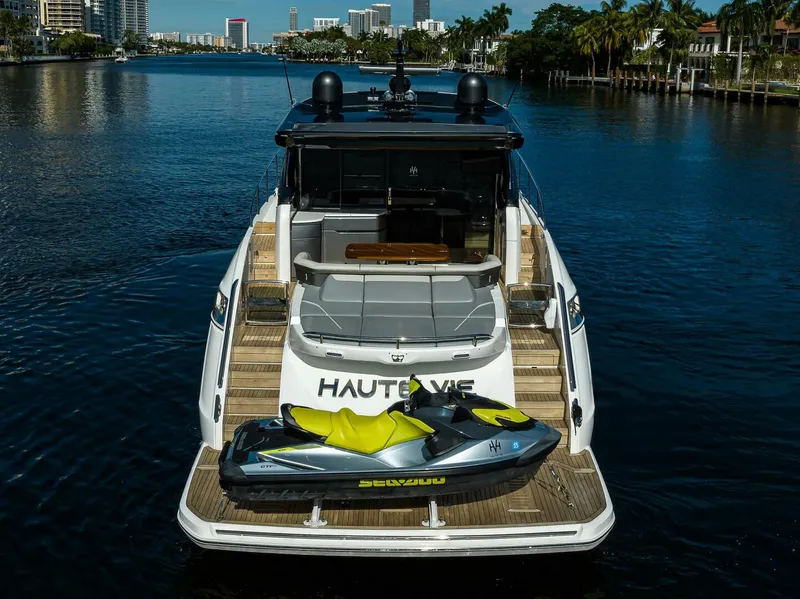 Slide: The Image of Princess V60 Haute Vie - Profile 2020 Princess V60 Haute Vie - 4051071