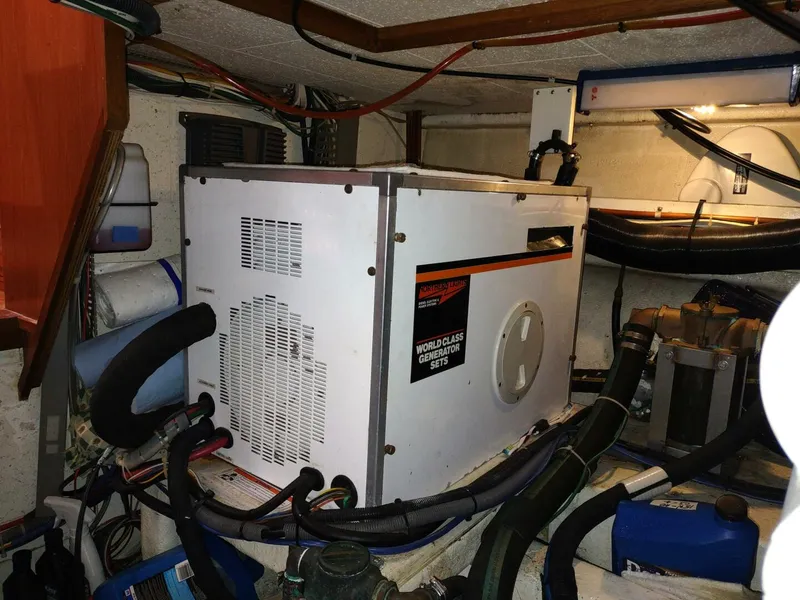 Slide: The Image of Ocean Alexander 44 1989 - 4051400