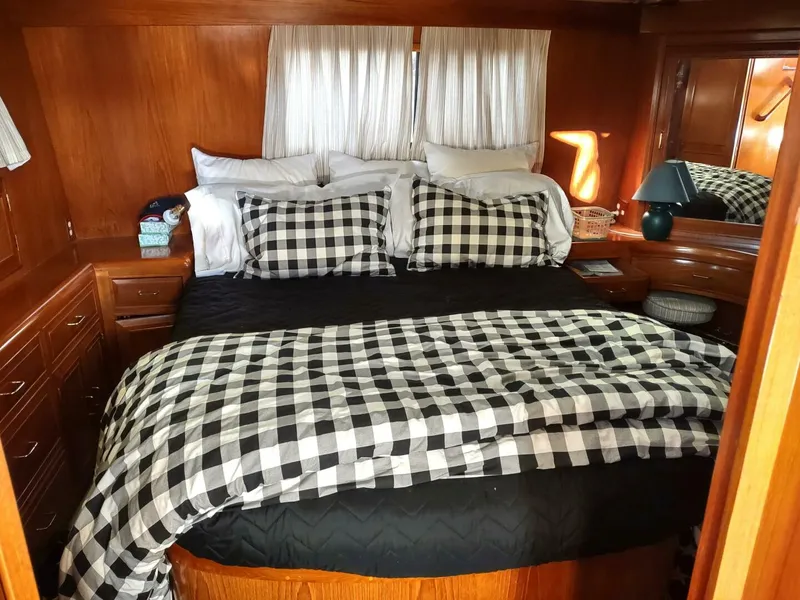 Slide: The Image of Ocean Alexander 44 1989 - 4051541