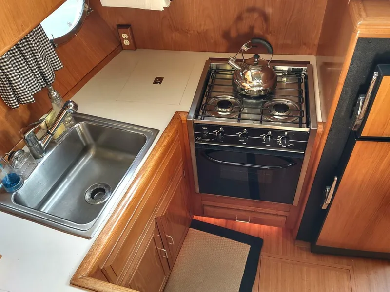 Slide: The Image of Ocean Alexander 44 1989 - 4051547