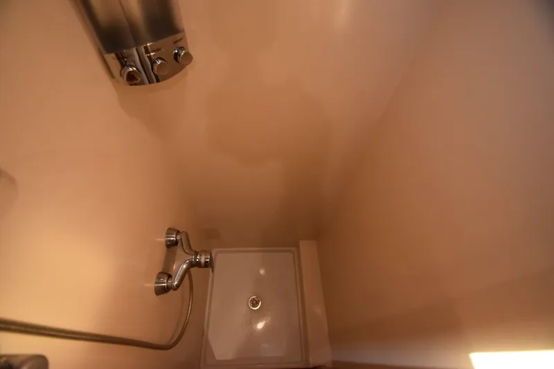 Slide: The Image of Farmont 70 Expedition Yacht 2006 - 4120693