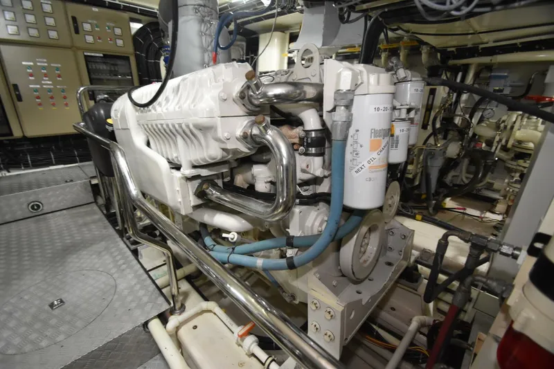 Slide: The Image of Farmont 70 Expedition Yacht 2006 - 4120699