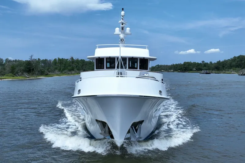 Slide: The Image of Farmont 70 Expedition Yacht 2006 - 4550083