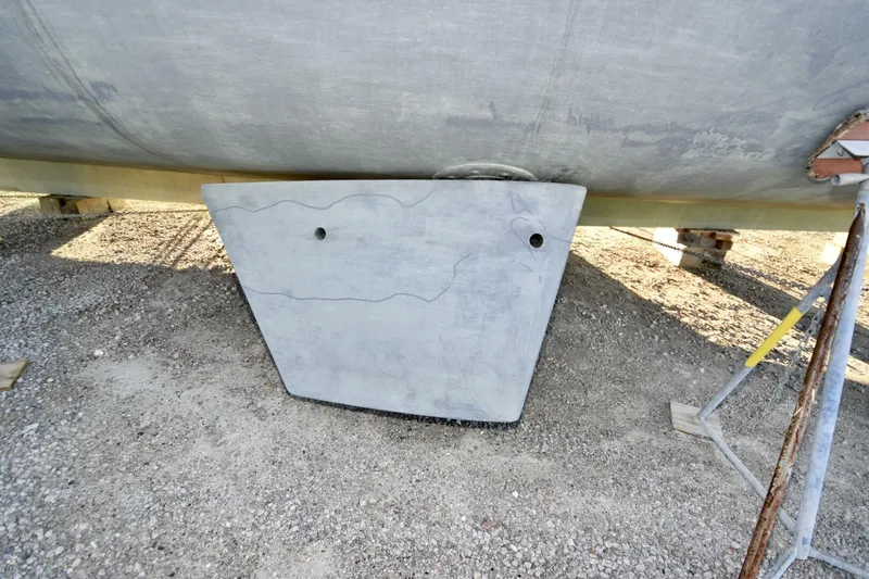 Slide: The Image of Farmont 70 Expedition Yacht 2006 - 4120588