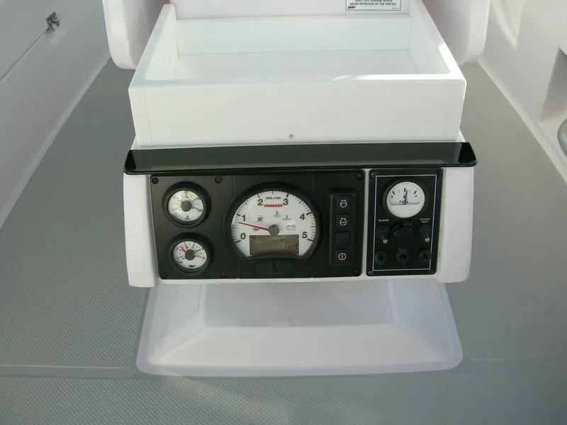 Slide: The Image of Catalina 445 Factory Base 2024 - 4056366