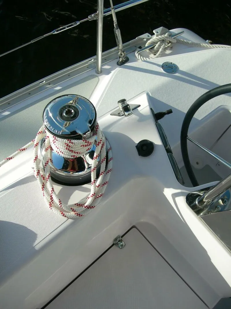 Slide: The Image of Catalina 445 Factory Base 2024 - 4056369