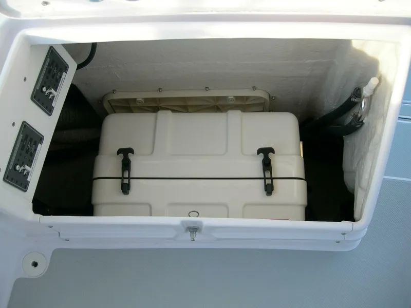 Slide: The Image of Catalina 445 Factory Base 2024 - 4056374