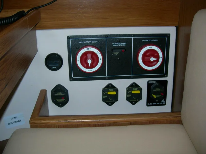 Slide: The Image of Catalina 445 Factory Base 2024 - 4056381