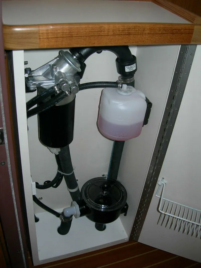 Slide: The Image of Catalina 445 Factory Base 2024 - 4056394