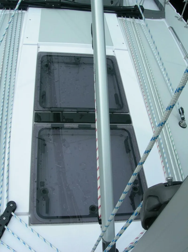 Slide: The Image of Catalina 425 Factory Base 2024 - 4056617