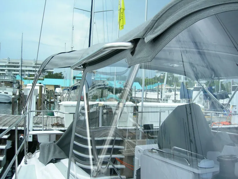 Slide: The Image of Catalina 425 Factory Base 2024 - 4056621