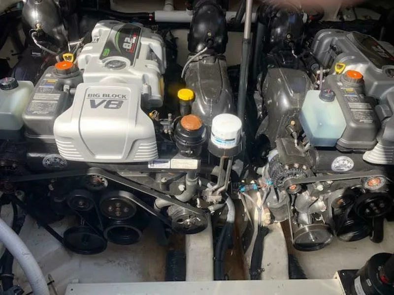Slide: The Image of Sea Ray 400 SLX 2019 - 4056816