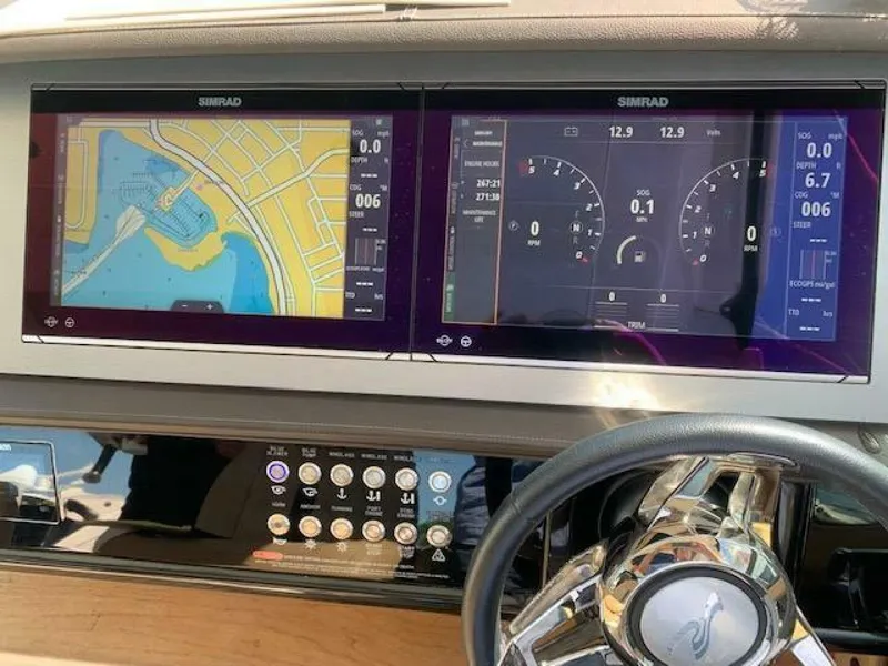 Slide: The Image of Sea Ray 400 SLX 2019 - 4056803