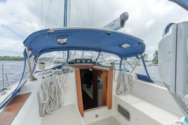 Slide: The Image of Caliber LRC - SE 2008 - 4063074