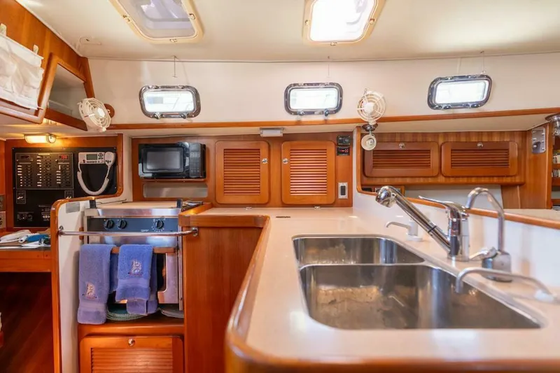 Slide: The Image of Caliber LRC - SE 2008 - 4063082