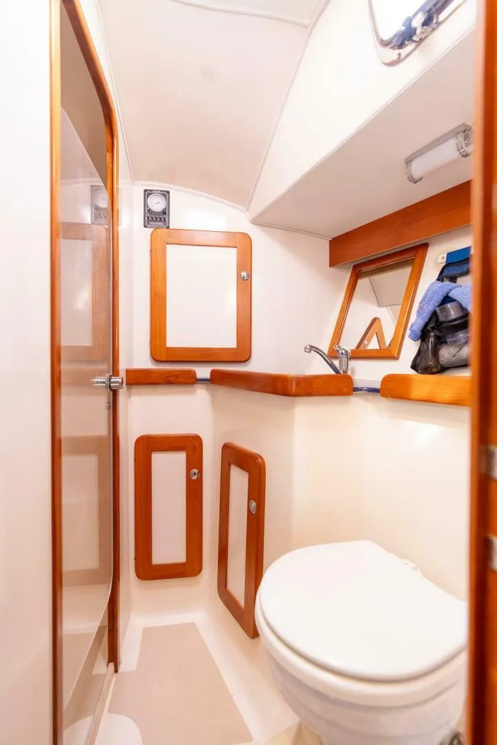 Slide: The Image of Caliber LRC - SE 2008 - 4063083